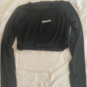 Gym shark cropped long sleeve, size medium